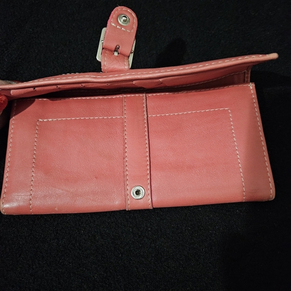 No Brand Salmon/Pinkish Bi-Fold Faux Leather Wallet - Picture 4 of 6